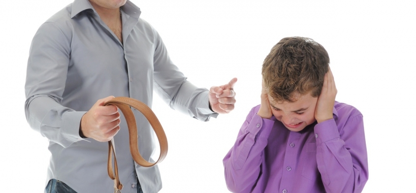 Enquete do dia: é correto bater nas crianças para discipliná-las?