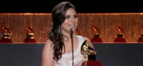 Aline Barros ganha Grammy Latino pela sexta vez